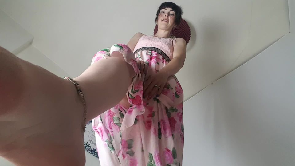 Foot goddess camilla tootsie as giantess(porn)