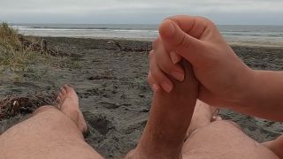 [GetFreeDays.com] She offered me a wank on the beach, I couldn't resist foot smelling handjob porn-5