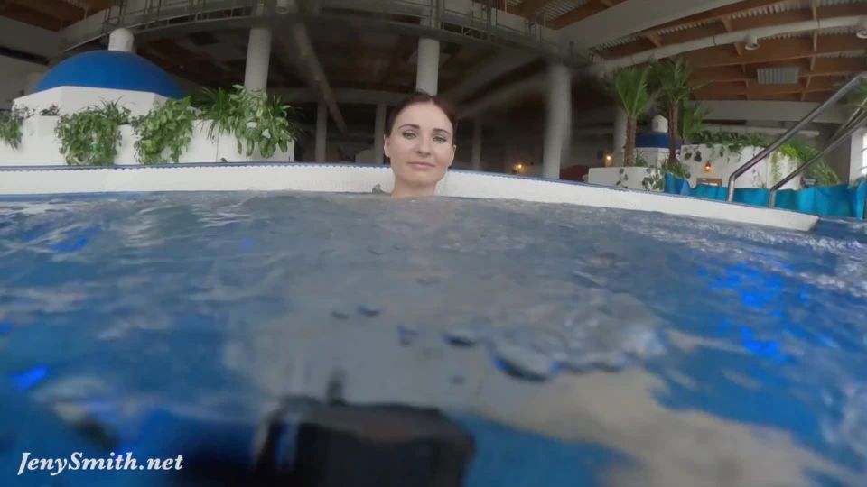 Jeny Smith – Going to Spa amateur 