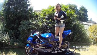 LottiiRose Lottiirose - who would like to see this biker chick full video tip for a full video over mins 19-07-2018-0