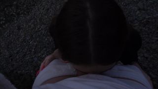 A Deep Blow Job A Girl Decided To Blow A Guy On The Beach And Their Friends Spotted Them 1080p-3