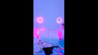 @ropebaby ropebaby-2022-02-28-2377922411-4