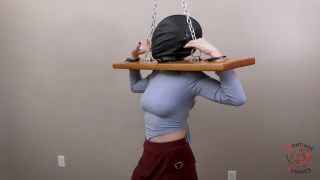 Bella Luxx vs. The Wrong Address Download New Porn Video ...-1