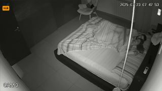 Voyeur 2077 Italy Bari BXeNGxYGi-1