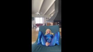 Msfiiire Solo Msfiiire Masturbates In A Costume-9