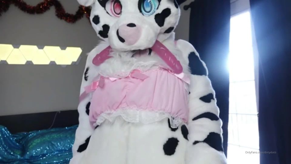 Dotti Pink Part One Fursuit Show Live On Chaturbate 10-10-2020