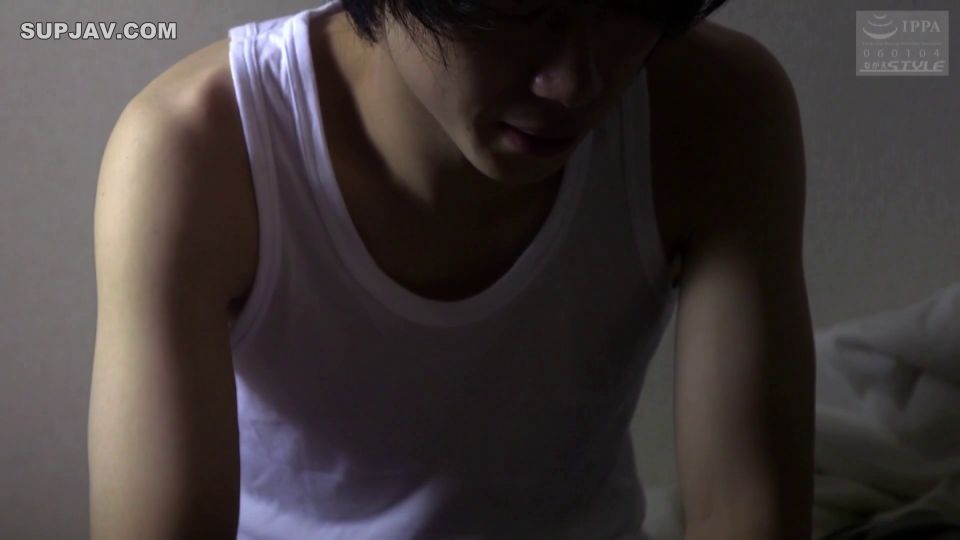 Reducing Mosaic NACR-478 突然の豪雨でズブ濡れ… 帰れなくなった憧れのお姉さん 朝日奈かれん