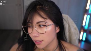 Intimate Moments: A Guide to Romantic Connections-6