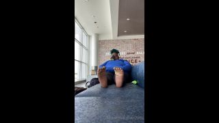 hardcore Beautyful_footsies aka bfootsies - 06-25-2020 OnlyFans Video - Airport blues video Beautyful_footsies-5