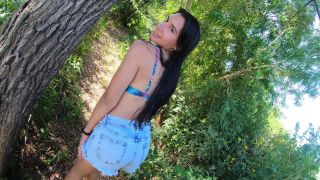 Laliloveok – Sexo Rapidito Entre Los Arbustos Con Orgasmo Squirting Y Creampie – Lalilove BigAss!-1