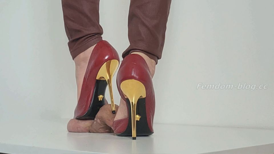 Lady Latisha in Video - CBT Trample Board Versace Red Pat...