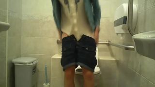 Porn online Voyeur in Public Toilet – hz 21574-7