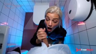 [GetFreeDays.com] Sexet Bartender Suger Den Sidste Gsts Pik P Toilettet Sex Stream June 2023-3