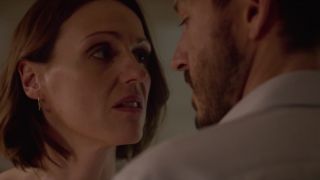 Suranne Jones - Doctor Foster s02e03 (2017) HD 1080p!!!-5