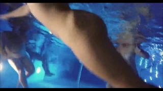Voyeur 12051-Under water-9