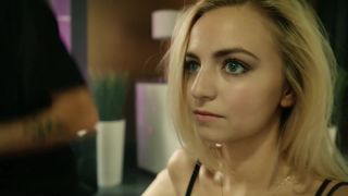 Ludivine Reding, Kimberly Laferriere, Eve Lemieux - Fugueuse s01e03 (2018) HD 1080p - (Celebrity porn)-6