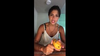 MEGA-FANS - thesophiarodriguez-26-05-2022-2467149120-Story time with Sophia П My favorite fruit is most definitely mango П   Ah so delici-2