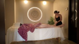 7107 Bali Massage Part 1 with Hot Oils Mike and Jackie 1080p-5