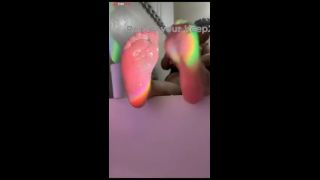 Ebony does pedicure-6