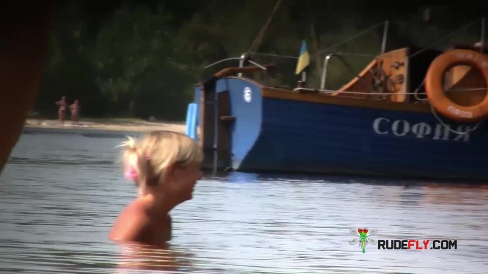 online video 3 Woman girls on nude strand 2 on hardcore porn anya olsen hardcore