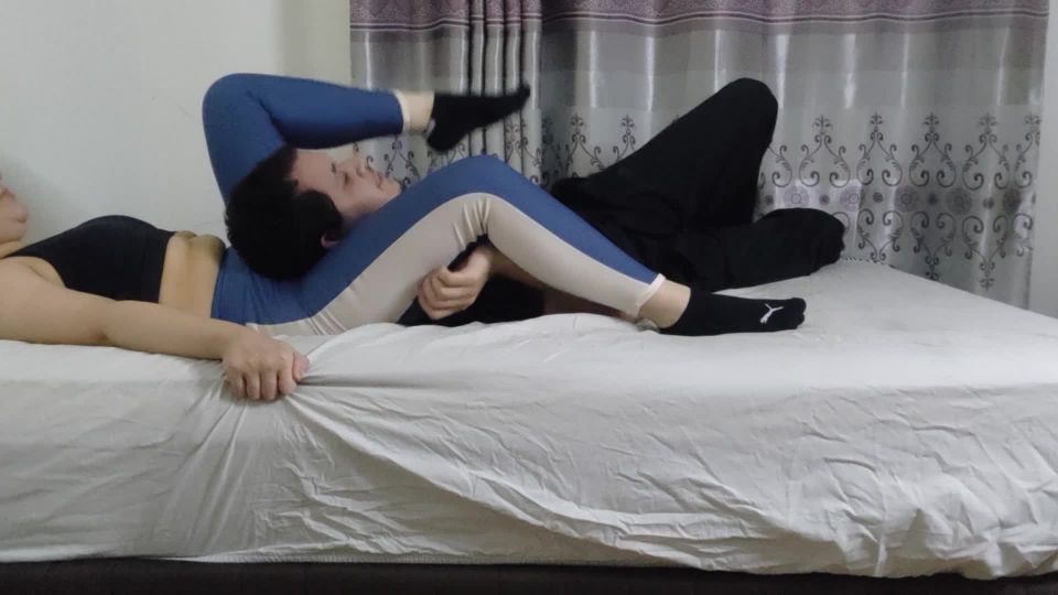 adult clip 38 femdom caning brunette girls porn | Squeezer Maiden – Headscissor Will Dominate You | brunette