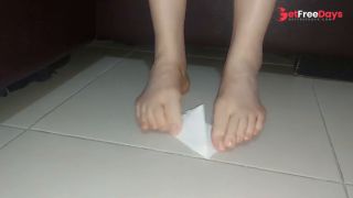 Feet origami lily 2-5