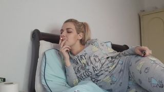 Bad Dolly – Smoking a Joint in Bed - Curvy-5