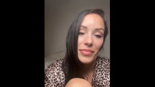 Big Ass porn Lesbian housekeepers fuck n clients room Alyx Star, Angel Youngs-8