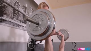 Nikky Dream  Missing Panties A Horny Blondes Juicy Gym Blowjob-1