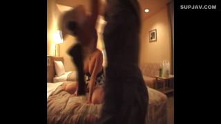 FC2PPV 4665779 【生ドル・未修正】E乳ギャルの唾液たっぷり極上生フェラからハメF３P２連発!!バリエーションたっぷりフル体位を堪能!!濃厚ザーメン大量発射!!未公開含むオリジナル版!!-3