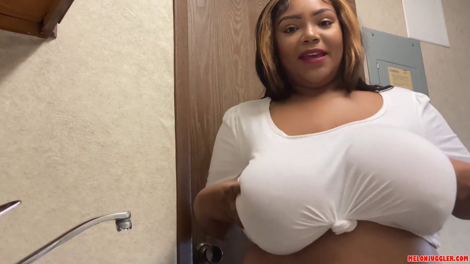 [GetFreeDays.com] Arryy Olass Wet T-Shirt Wednesday bbw casting porn