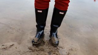 My Dirty Hobby - Lady Karame - Gummistiefel am See - Amateur-7