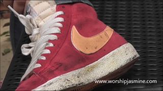 Video online Worship Jasmine - Dirty Red Nikes | humiliation | fetish porn-5