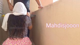 Mahdisjooon - رفتم بالکن لباس پهن کنم که در نبود شوهرم...(داستانی مکالمه فارسی) /I went to hang clothes...-2