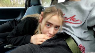 7927 Fucked 18 Year old Stranger in the Car and Cum in her Mouth-1