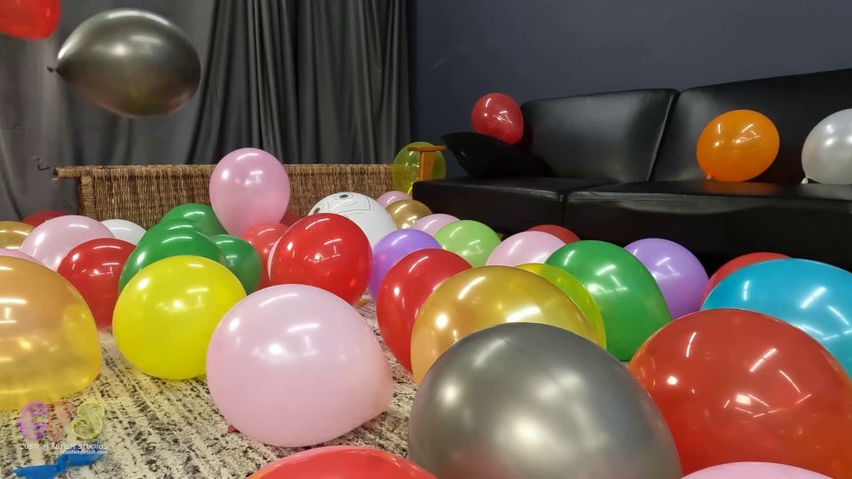 Custom Fetish - Chelsea C Heel Pop Cam2 - Fetish