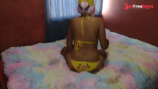 Pikagirl se toquetea y aprende nueva tcnica para satisfacer a su entrenador-7