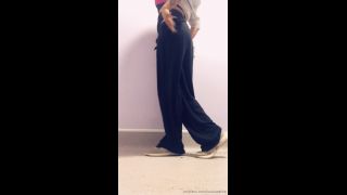 LouLou Petite Louloupetite - naughty lil video tease before my walk 01-06-2019-0