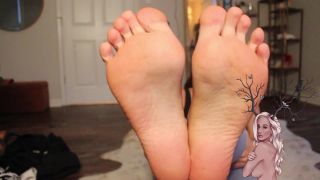 AuroraXoxo Jerk Off To My Sweaty Feet (Fetish porn)-9