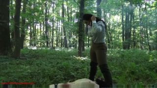 Riding his face - Mistress Ezada face-sitting in the forest.-9