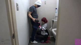 [FHD/SD] TNOZ-043 同人イベント初参加上京美少女レイヤーは巨根狂いの真正マゾ【おじさん全員唾液ゴク飲みDキス＆嗚咽イラマ→極太マラで子宮ボコ殴り連続ピストン】性愛無知なド田舎娘を都会のデカチンで翻弄する5P乱交SEX絶叫イキまくる育成ドキュメント-7