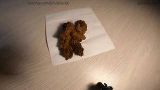 porn clip 13 Markovna - A bunch of soft poop with discharge ,  on solo female -8