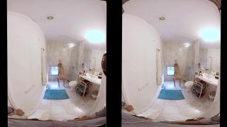 Valeria’s shower – Valeria Blue (GearVR/Oculus)!!!-1