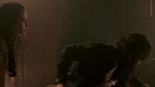 Monica Bellucci, Sadie Frost, Winona Ryder Nude - Bram Stokers Dracula ...-6