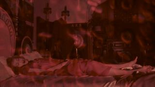 Monica Bellucci, Sadie Frost, Winona Ryder Nude - Bram Stokers Dracula ...-9