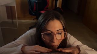 Alejandramoviess Facial and sex with girl glasses-1