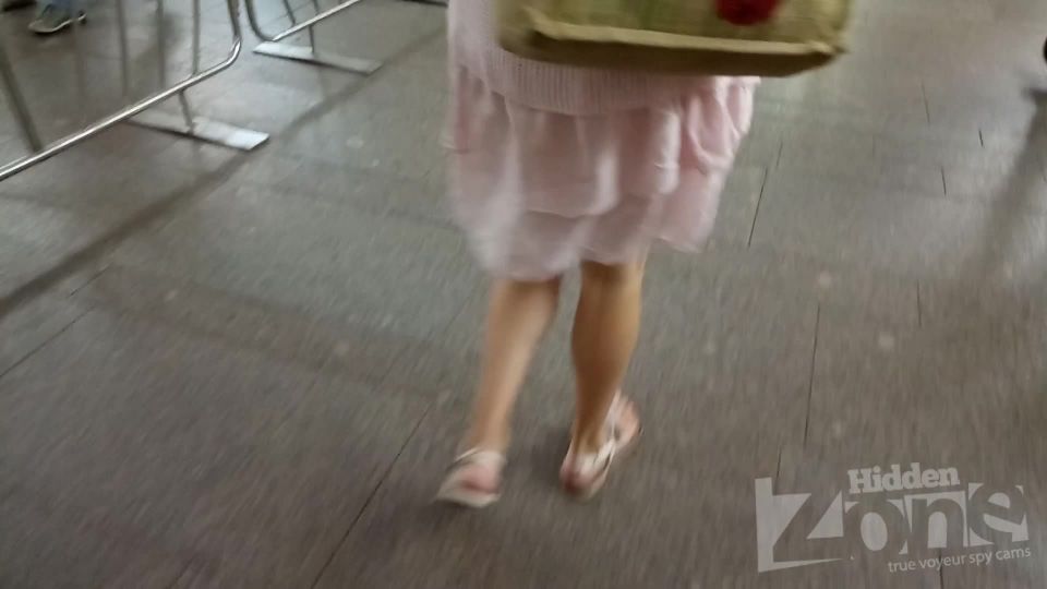 online adult clip 11  webcam | Upskirt With A Girl | hidden camera