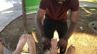 Footfetish 3 Friends Get A Reflexology Lesson At The Park - Foot Fetish-7