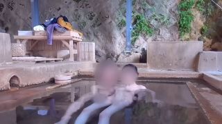 yukkyandmaimai - Going to the mixed-gender outdoor bath, there was no one there, so we had naughty sex-4