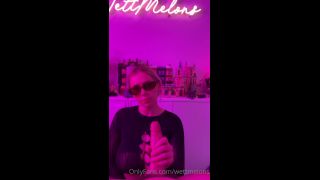 Wett Melons Purple Light Handjob 1 Onlyfans (Pornstar)-1